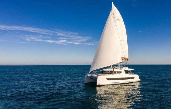Catamaran Catana Group Bali 4.6 - 5 + 1 cab. 14.28m