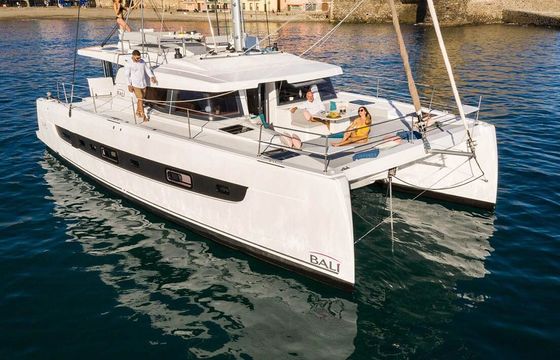 Catamaran Catana Group Bali 4.6 - 5 + 1 cab. 14.28m