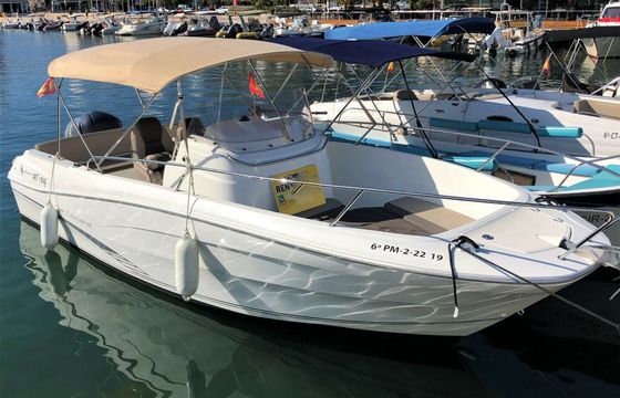 Motorboat JENNEAU Cap Camarat 7.5 CC-2 225hp
