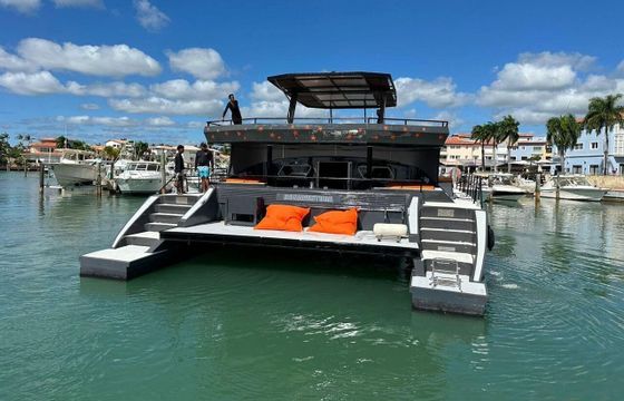 Catamaran Custom Power Cat 62 42m