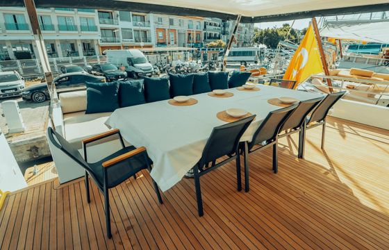 Motor yacht Custom built luxury Motor yacht Trawler 1440hp
