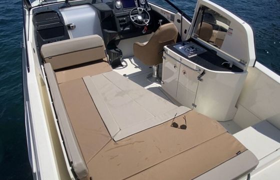 Motorboat Quicksilver Activ 755 Cruiser 225hp
