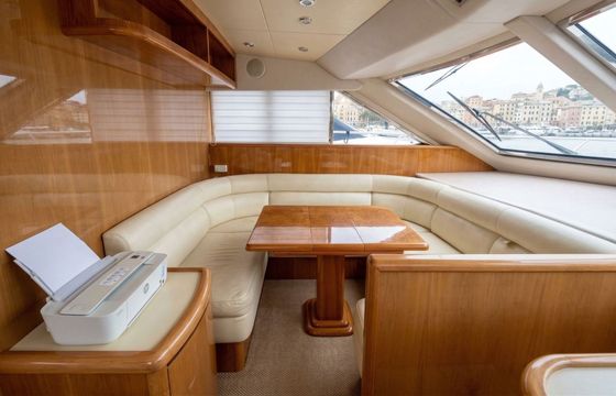 Motor yacht Falcon 82S 2400hp