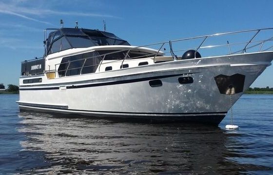 Motorboat Van der valk Valkkruiser Holtman 138hp