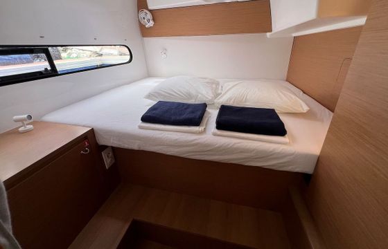 Catamaran Catamaran all inclusive with water toys 11.33m