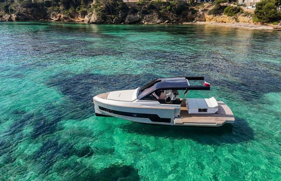 Motorboat Vi yachts Q4 600hp