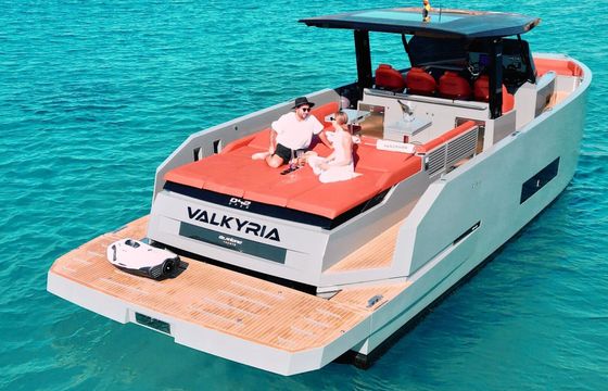 Motorboat DeAntonio Yachts D42 Open 900hp