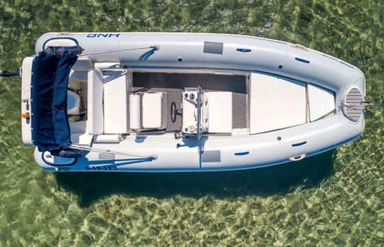Motorboat MOSTRO 600 140hp