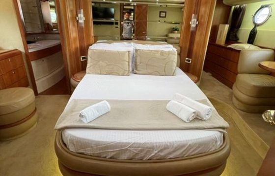 Motor yacht Azimut Azimut 68 Fly 2010 2720hp