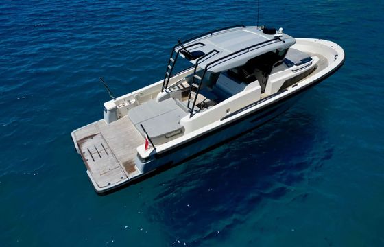 Motor yacht BLUE GAME BG42 870hp