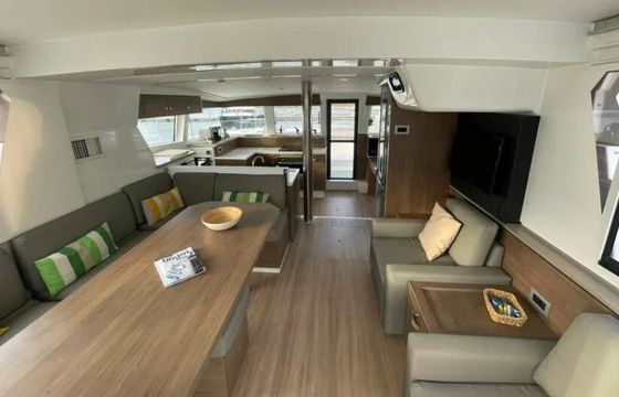 Catamaran Catana Group Bali 4.2 - 4 + 1 cab. 12m