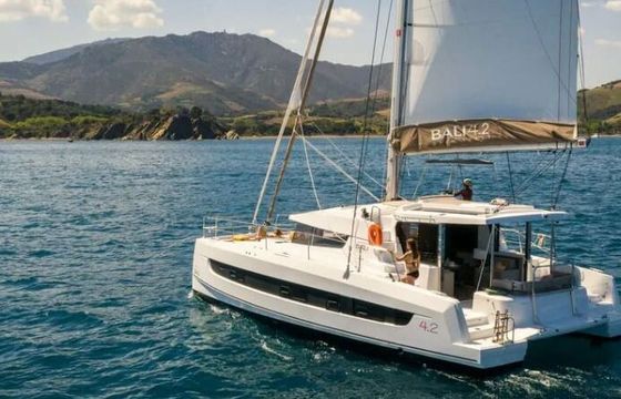 Catamaran Catana Group Bali 4.2 - 4 + 1 cab. 12m