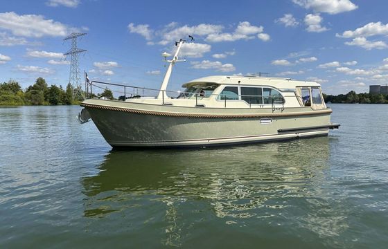 Motorboat Linssen 35.0 GS sedan