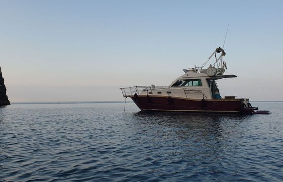 Motorboat Portofino Marine 10 Fly 480hp