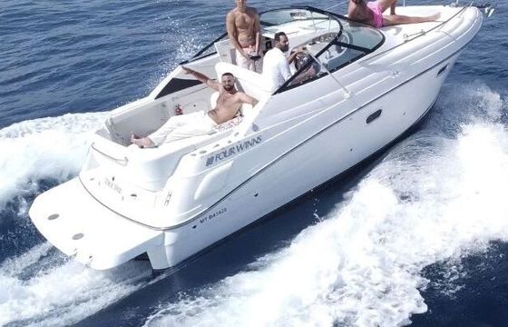 Motorboat Four Winns 248 Vista 270hp