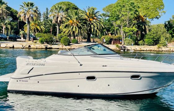 Motorboat Four Winns 248 Vista 270hp