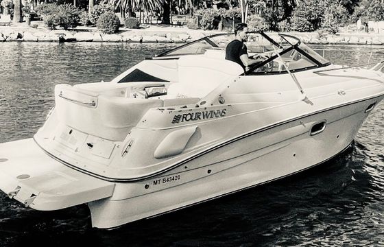 Motorboat Four Winns 248 Vista 270hp