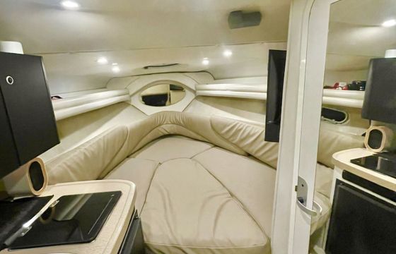 Motorboat Four Winns 248 Vista 270hp