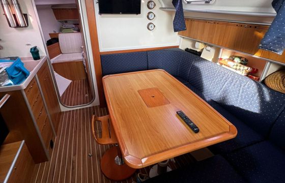 Sailboat Ponchin yacht Harmony 38 12m