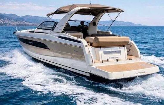 Motorboat Jeanneau Leader 30 300hp
