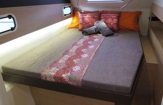 Catamaran Catana Bali 4.3 with watermaker 13.2m