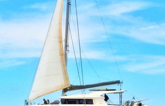 Catamaran Lagoon Lagoon 421 12.6m