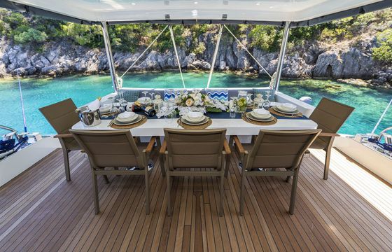 Motor yacht custom 2023 800hp