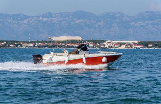 Motorboat Custom Hm 22 fly 150hp