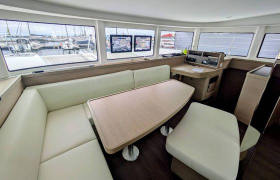Catamaran LAGOON 42 2024 WATERMAKER 12m