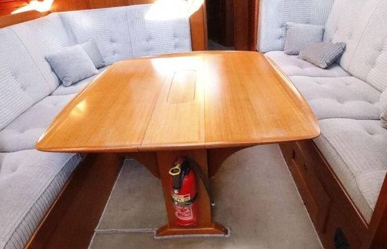 Sailboat Hallberg Rassy Hallberg rassy 42E 13m