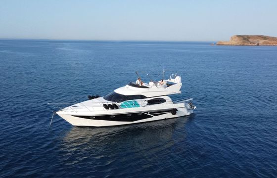Motorboat Princess 50 1320hp