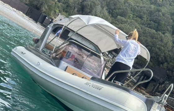 Motorboat Grginic Shark 23 150hp
