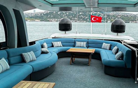 Motor yacht custom 2023 700hp
