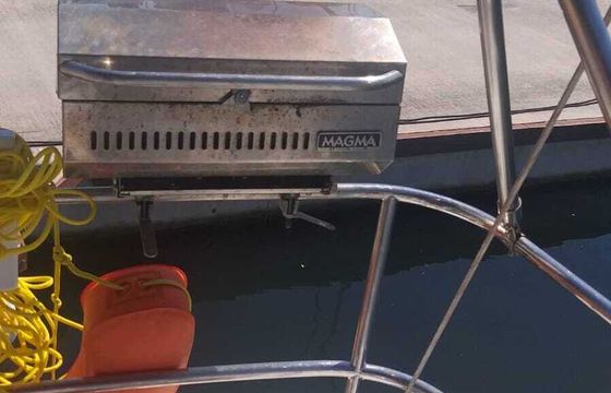 Sailboat Beneteau Oceanis 40 12.2m