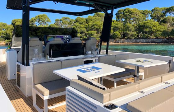 Motorboat De Antonio Yachts D42 open 900hp