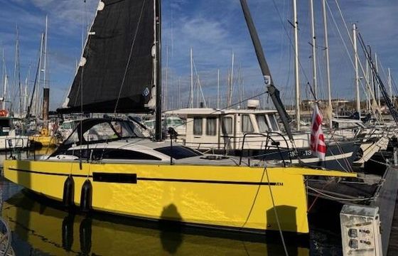 Sailboat Rm 890 + 8.9m