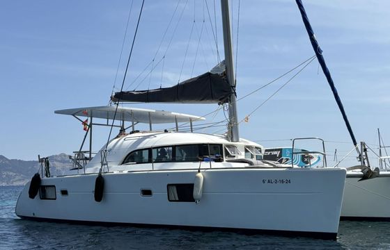 Catamaran Lagoon 380 S2 12m