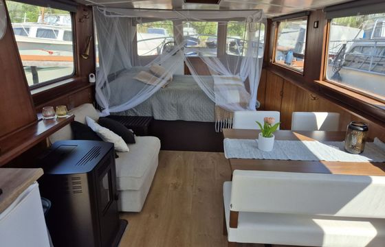 Houseboat Unieke woonboot Volledig elektrisch!