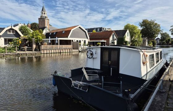 Houseboat Unieke woonboot Volledig elektrisch!