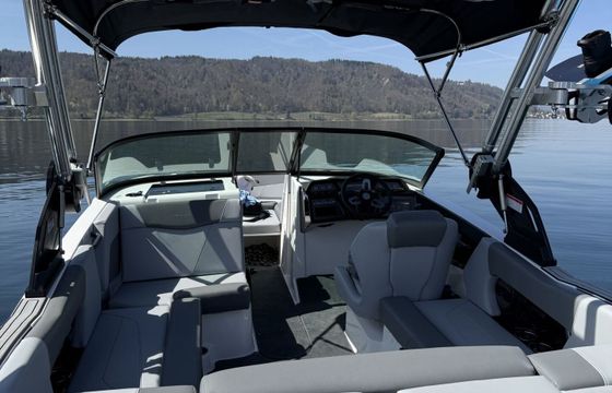 Motorboat Master craft Nxt20 380hp