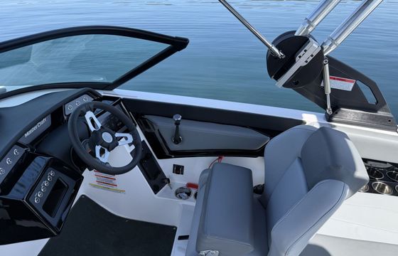 Motorboat Master craft Nxt20 380hp