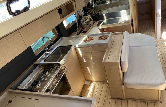 Sailboat Beneteau Oceanis 51.1 15.94m