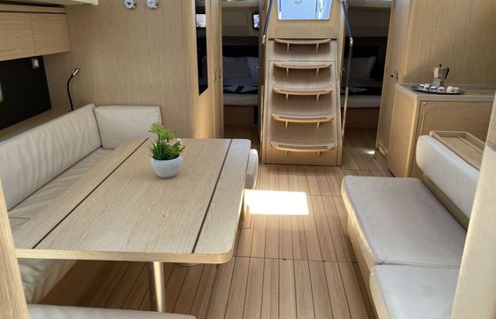 Sailboat Beneteau Oceanis 51.1 15.94m