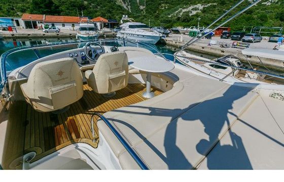 Motorboat JEANNEAU PRESTIGE 36 FLY 310hp