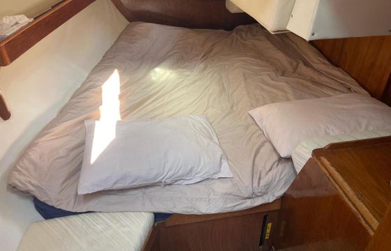 Sailboat Furia 37 11m