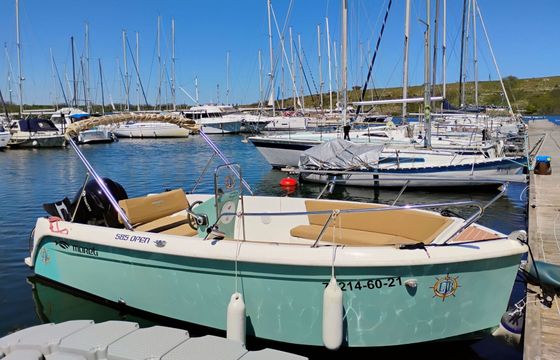 Motorboat Mareti 585 Open