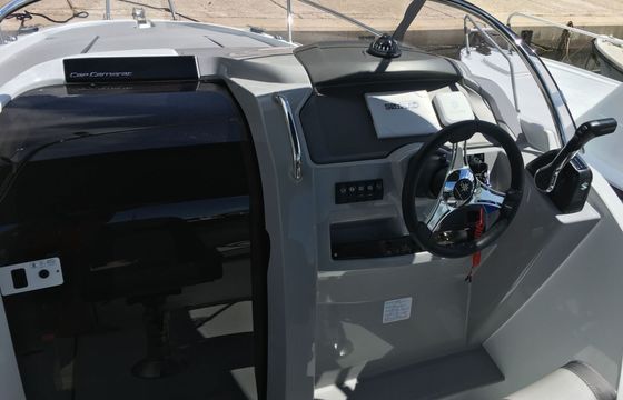 Motorboat JEANNEAU Jeanneau Cap Camarat 6.5 WA 2018 150hp