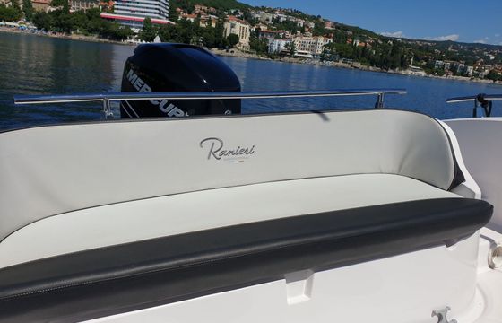 Motorboat Ranieri 26S 250hp