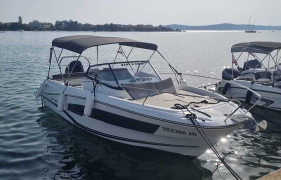 Motorboat Jeanneau Cap Camarat 7.5 WA S3 300hp