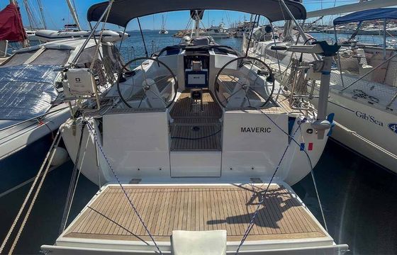 Sailboat Hanse Hanse 348 9m